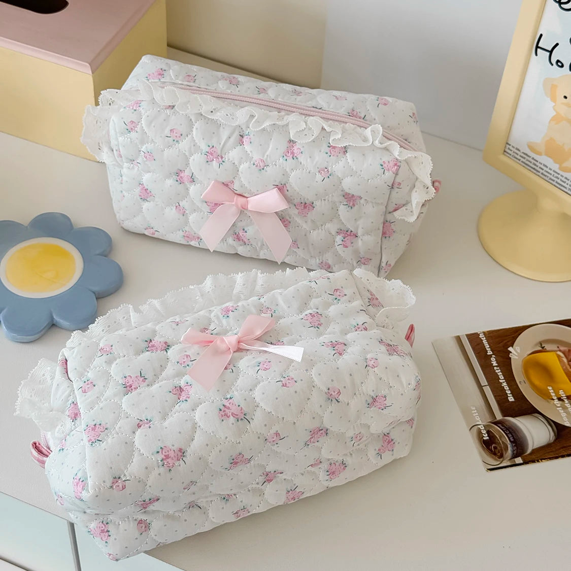 The Rosette Pouch