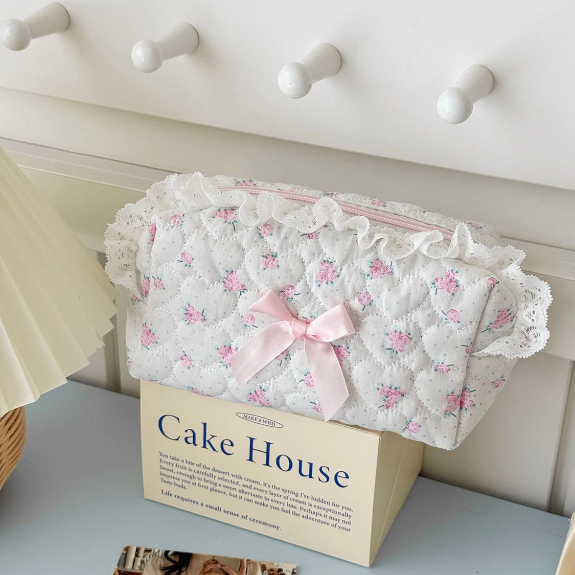 The Rosette Pouch